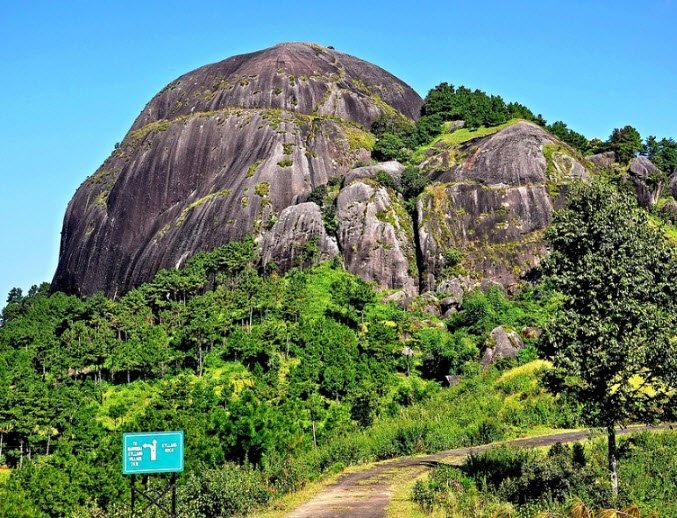 Kyllang Rock, West Khasi Hills, Meghalaya - Vushii.com Kyllang Rock, West Khasi Hills, Meghalaya - Vushii.com